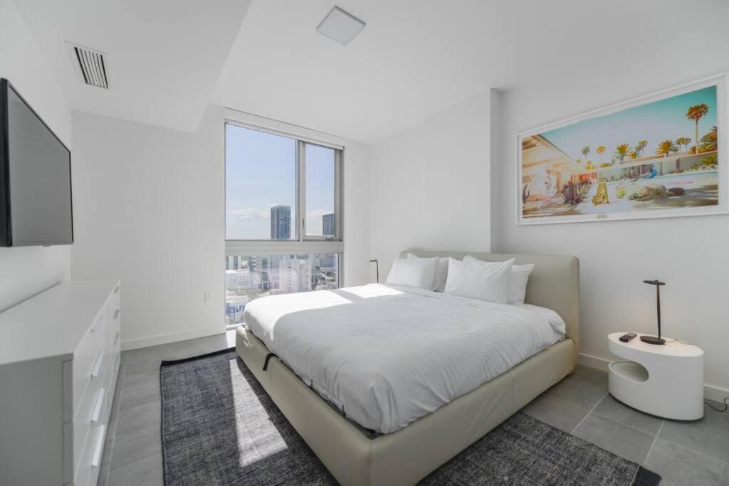 Stylish Stay In The Heart Of Miami - Walk To Bayside & Bayfront Park Exterior photo